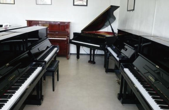 沖縄、中古ピアノ、ピアノハウス